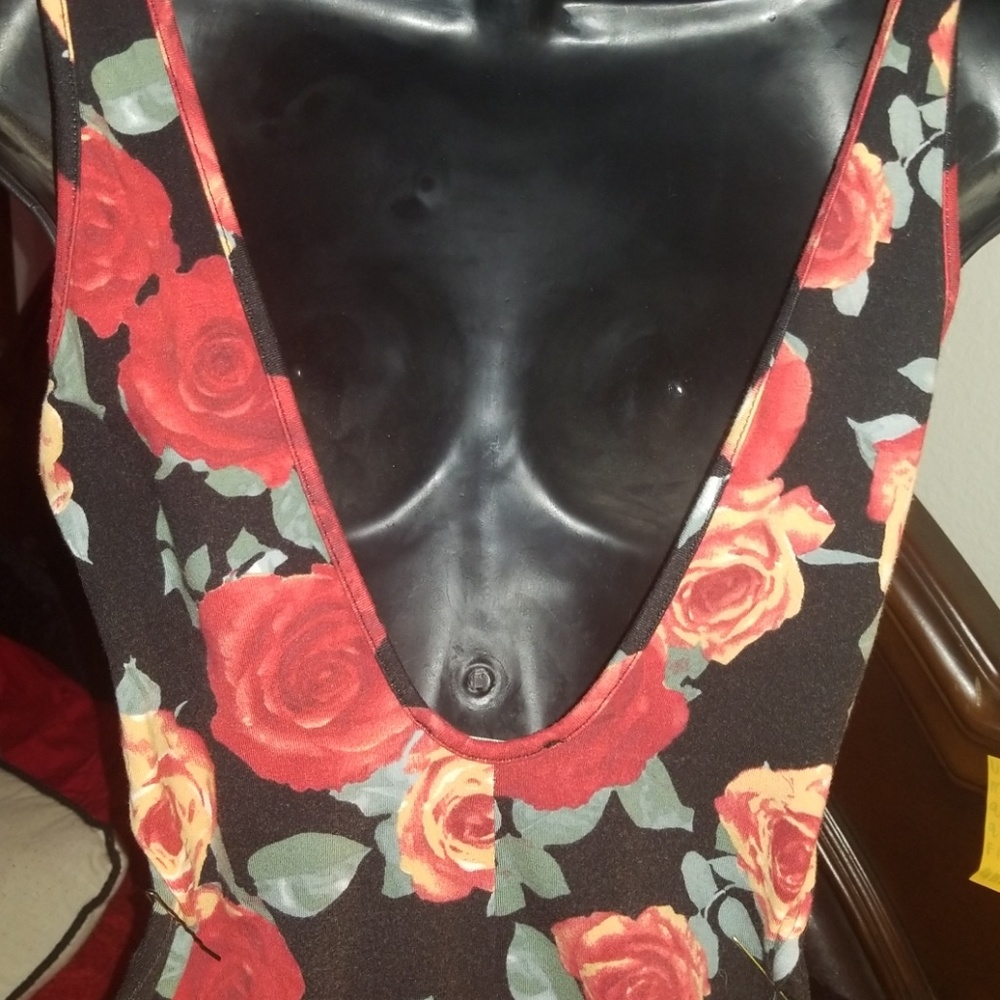 Dress - Picture 2 of 2